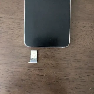 Galaxy→SIMスロット