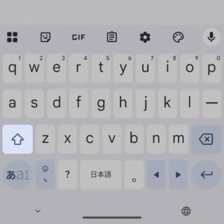 Androidアプリ→Gboard→QWERTY→Shift