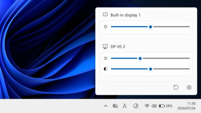 Windows 11→タスクバー→システムトレイ→PowerToys→Power Displayポップアップ