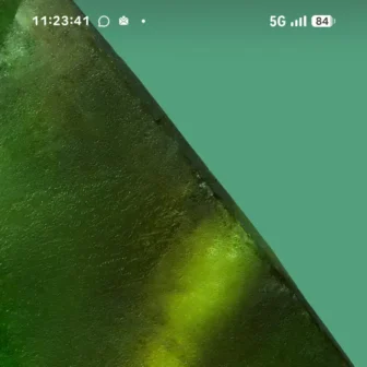 Androidスマートフォン→ステータスバー→通知アイコン→点
